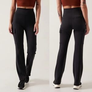 Athleta Delancey Straight Cargo Pant black size Large Tall sculptek